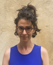 Photo Portrait of Shterna Friedman, wearing blue shirt