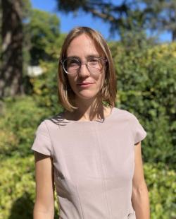 Profile picture for user Stephanie Zonszein